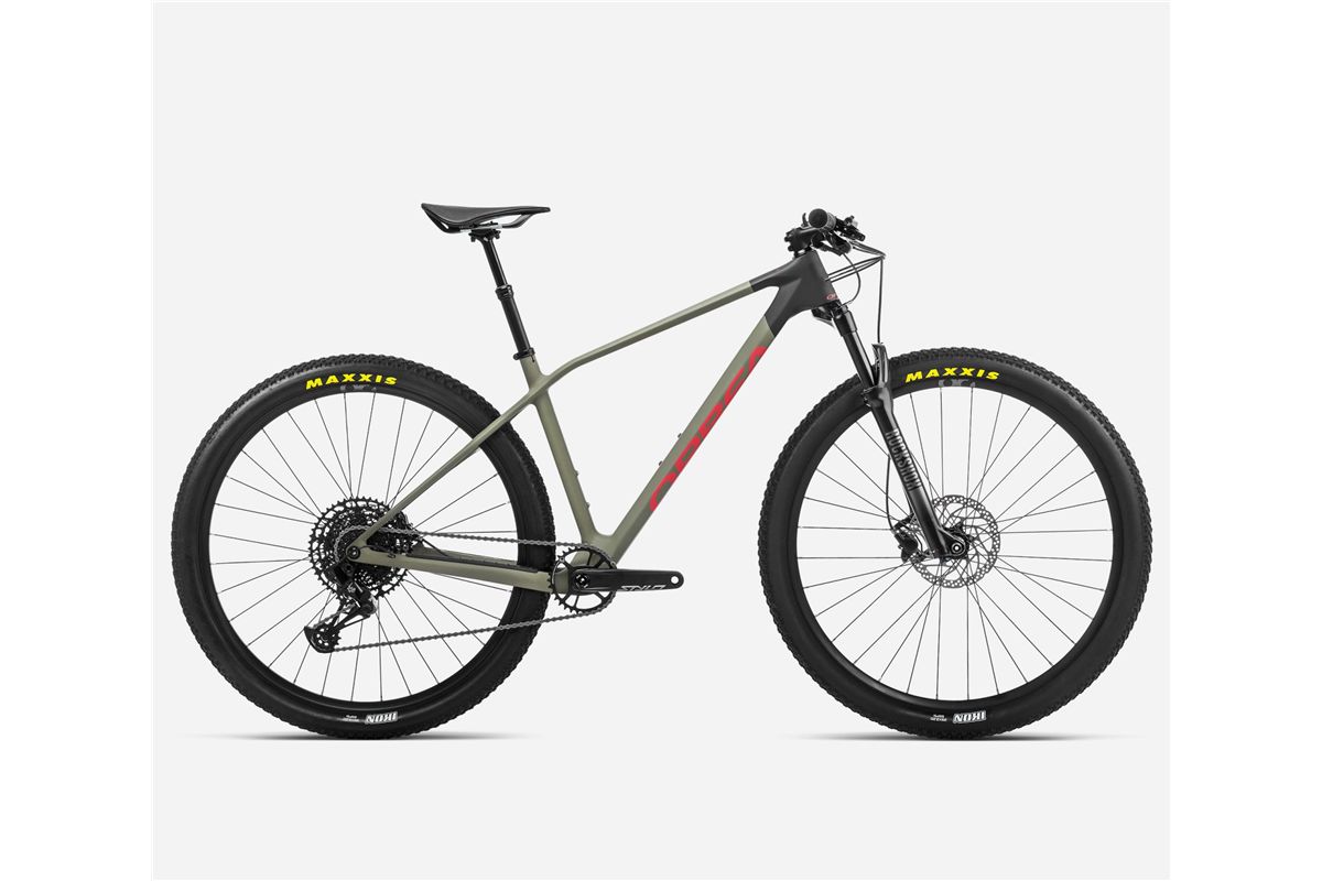 ALMA M51 L VER-ROJ ALMA M51 L VER-ROJ
